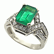 Customize your own favorite engagement rings with emeralds only at Israel-diamonds.com. We offer a fascinating range of high-quality emeralds and diamonds. Visit us today!