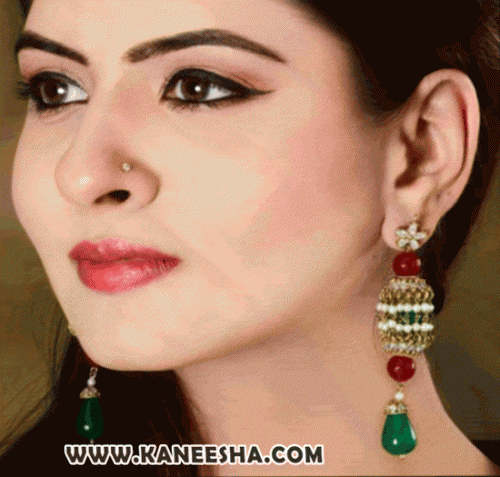 HandmadeEarrings.gif