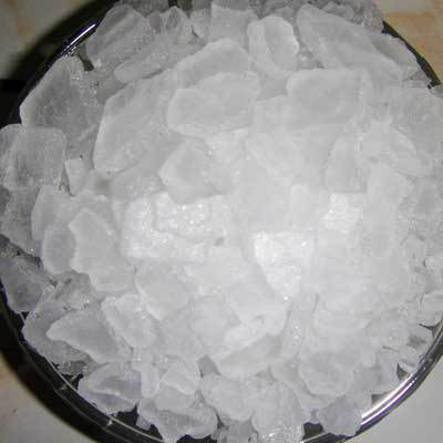 Isoborneol-Flakes.jpg