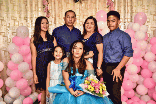 fam1.gif