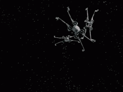 rs_400x300-151211153355-X-wing_fighter.gif