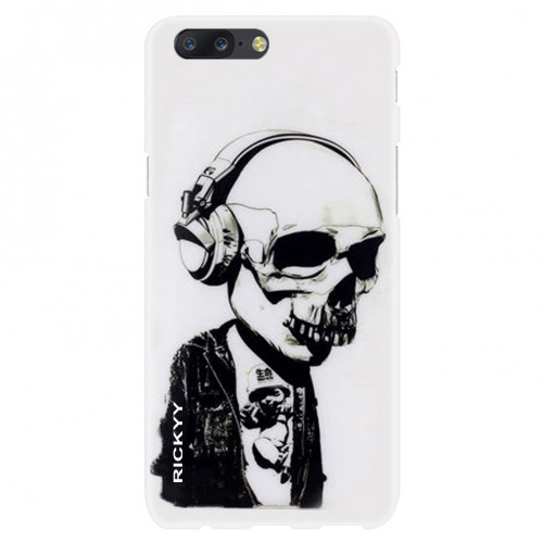 skullheadphones8ae74.jpg