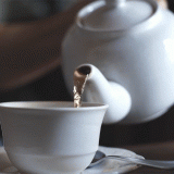 tea-pour-slow