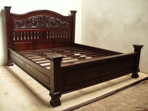 teak_queen_size_carved_bed.jpg