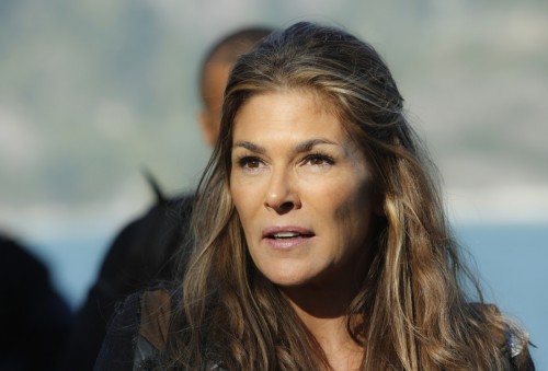 The 100 -- "A Lie Guarded" -- Image HU404b_0075 -- Pictured: Paige Turco as Abby -- Credit: Bettina 